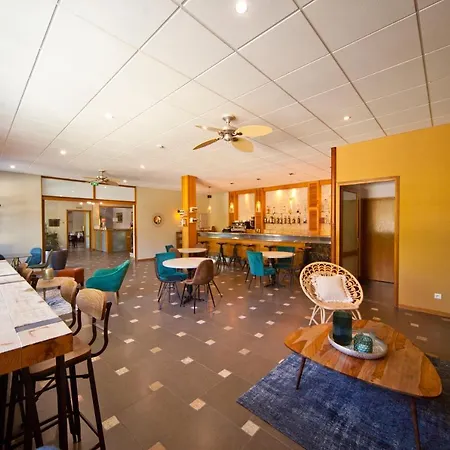 Splendid 2* LʼÎle-Rousse