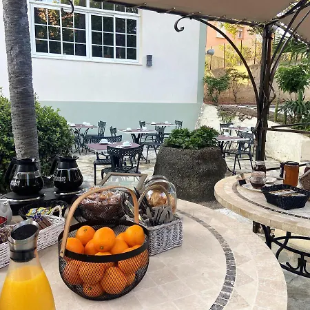 Hotel Splendid LʼÎle-Rousse