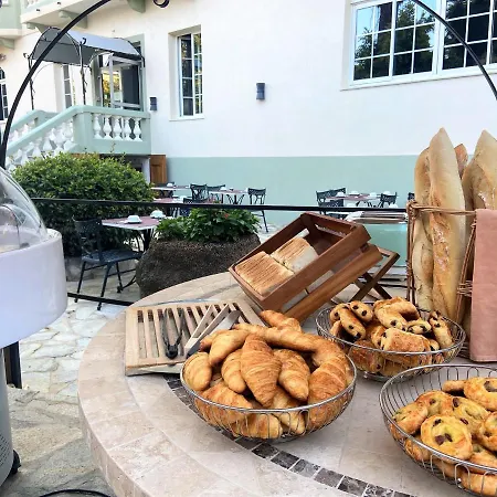 Отель Splendid 2*