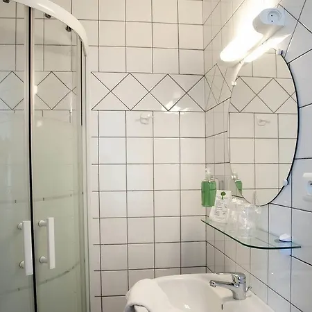 Splendid Hotell 2*