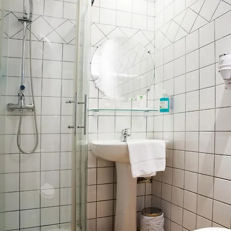 Splendid Hotell 2*