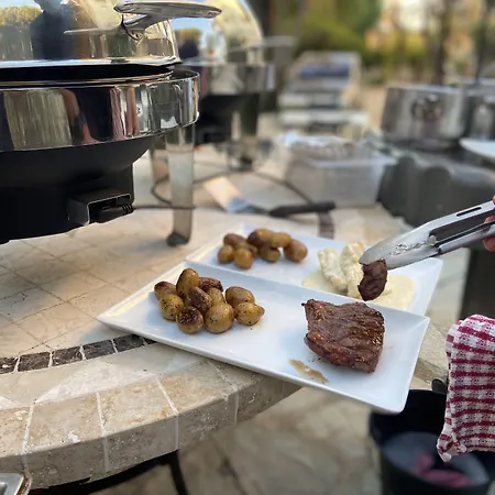 Splendid LʼÎle-Rousse