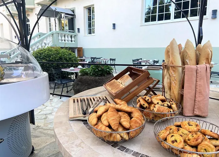 Ξενοδοχείο Splendid 2*