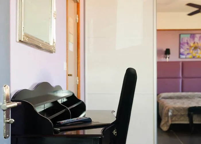 Hotel Splendid LʼÎle-Rousse