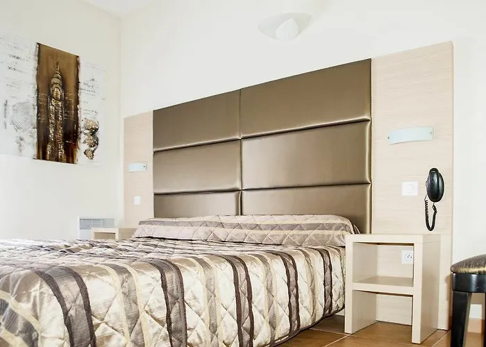 Splendid LʼÎle-Rousse